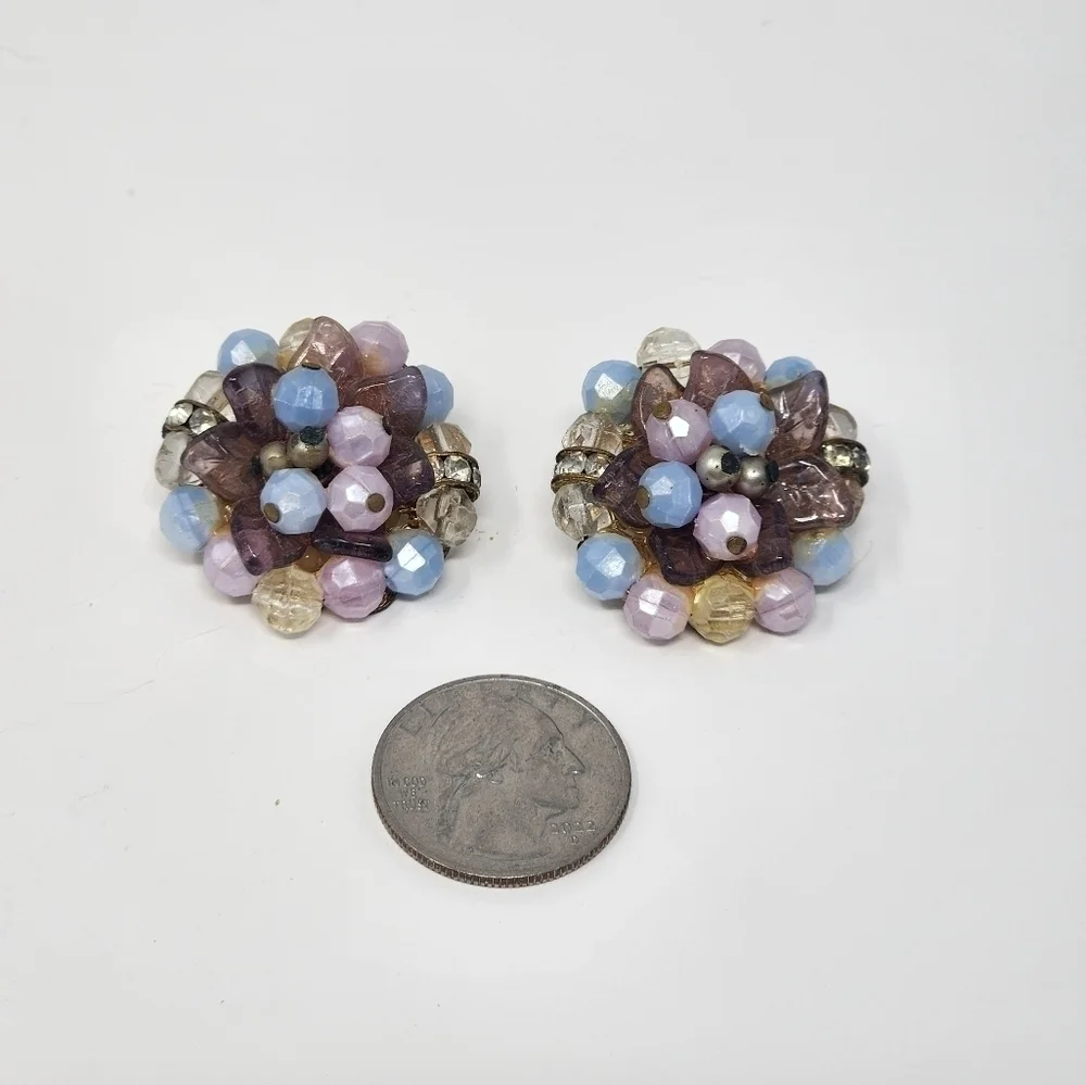 VINTAGE LAVENDER AND BLUE BEAD CLIP-ON EARRINGS - Picture 3 of 4